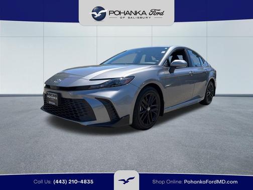 Metal 2025 Toyota Camry SE