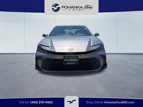 Metal 2025 Toyota Camry SE