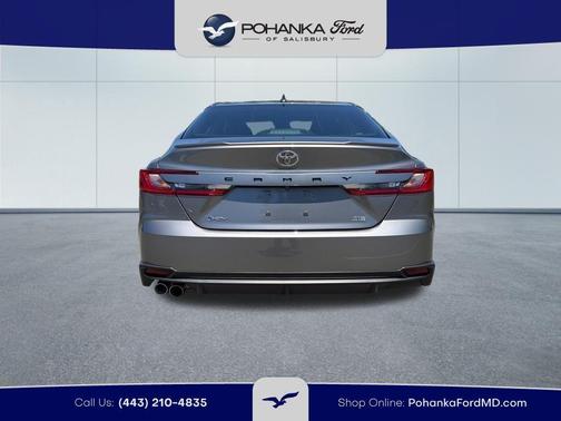Metal 2025 Toyota Camry SE