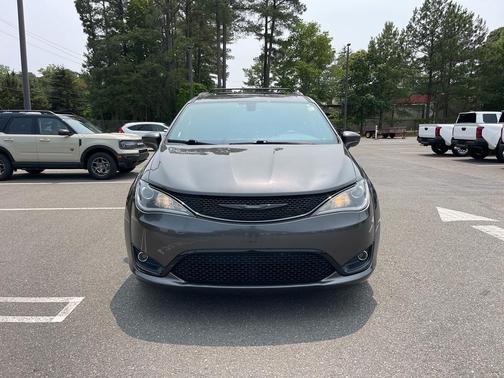 2019 Chrysler Pacifica Touring Plus