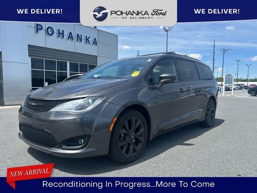2019 Chrysler Pacifica Touring Plus