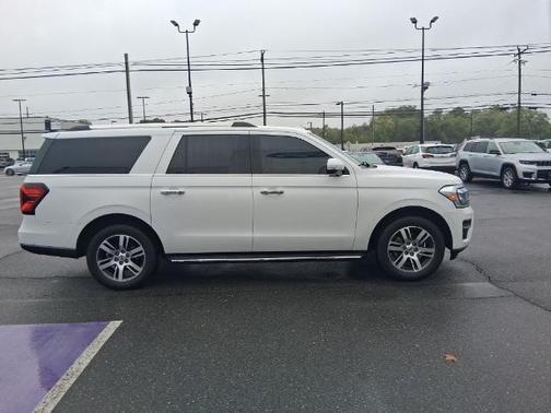 2022 Ford Expedition LIMITED