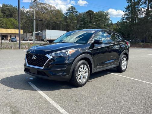 2021 Hyundai TUCSON SE