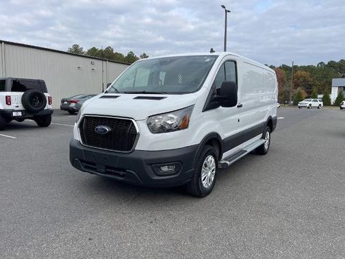 2024 Ford Transit-250 BASE
