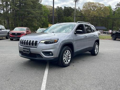 2022 Jeep Cherokee Latitude Lux