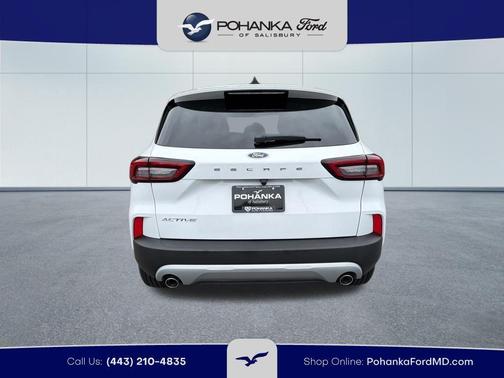 Oxford White 2024 Ford Escape Active