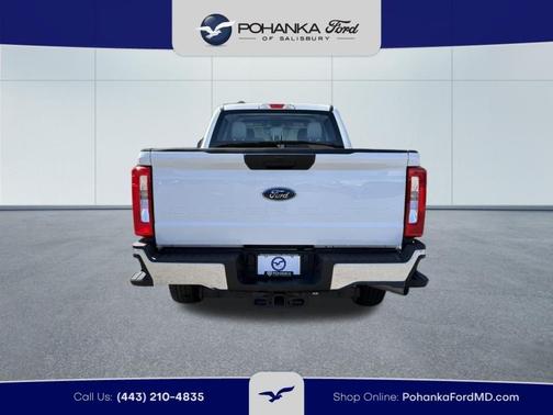 Oxford White 2025 Ford F-250 XL