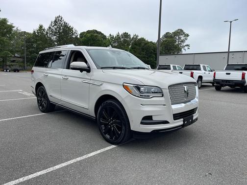 2024 Lincoln Navigator Reserve