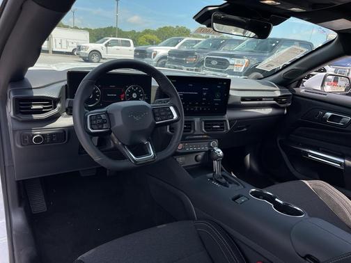2025 Ford Mustang
