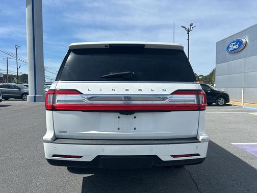 2021 Lincoln Navigator L Reserve