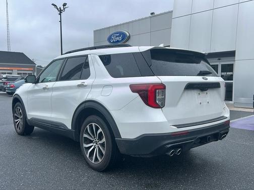 2020 Ford Explorer ST