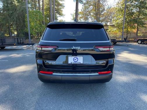 2023 Jeep Grand Cherokee LAREDO