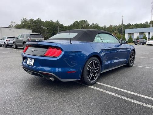 2023 Ford Mustang ECOBOOST PREMIUM