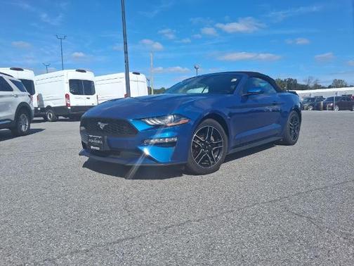 2023 Ford Mustang ECOBOOST PREMIUM