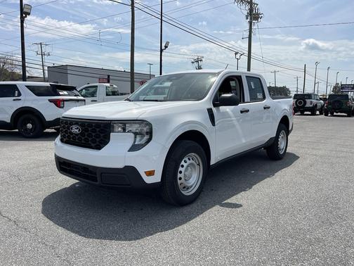 2025 Ford Maverick XL