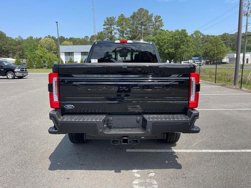 2025 Ford F-250 Platinum