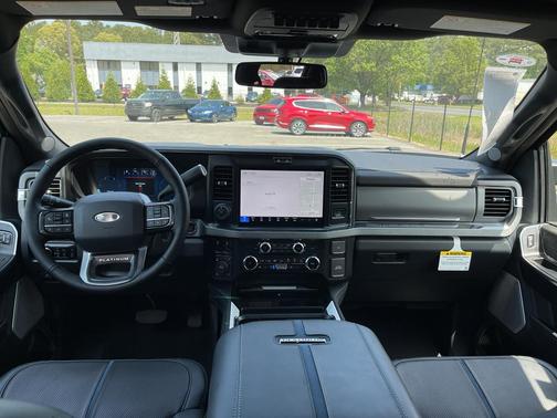 2025 Ford F-250 Platinum