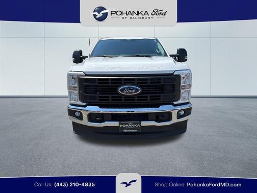 Oxford White 2025 Ford F-350 XL