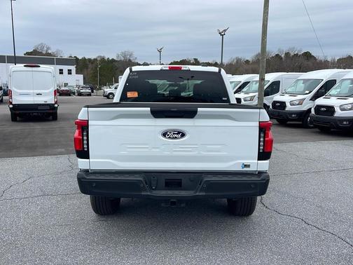 2024 Ford F-150 Lightning Pro