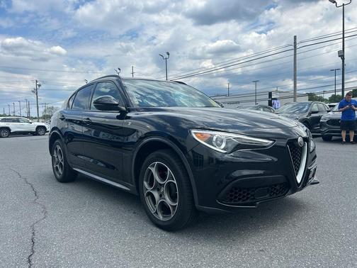 2022 Alfa Romeo Stelvio Ti