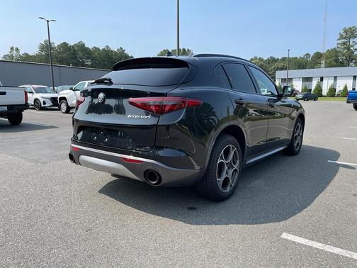 2022 Alfa Romeo Stelvio Ti