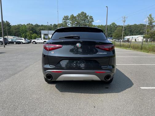 2022 Alfa Romeo Stelvio Ti