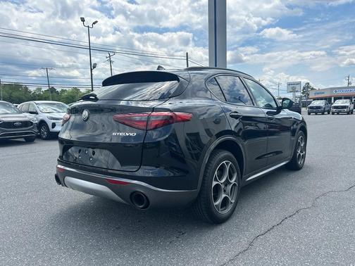 2022 Alfa Romeo Stelvio Ti