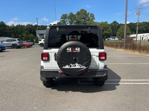 2023 Jeep Wrangler Sahara