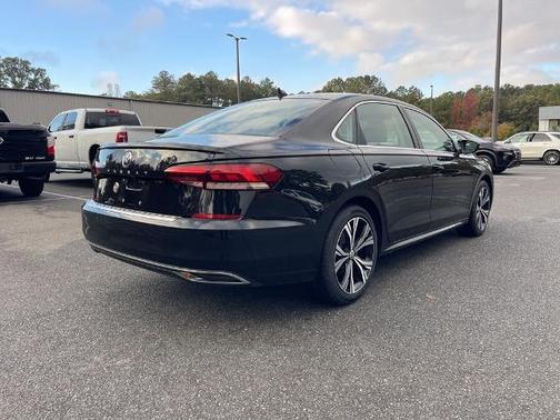 2021 Volkswagen Passat 2.0T SE