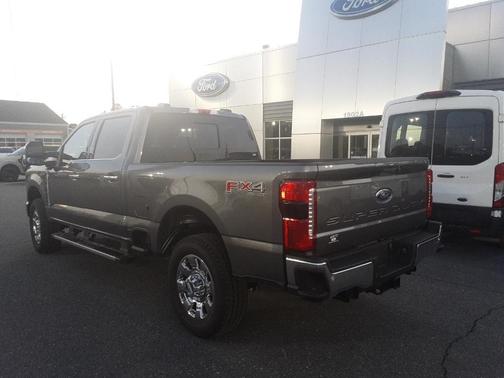2024 Ford F-350 Lariat Super Duty