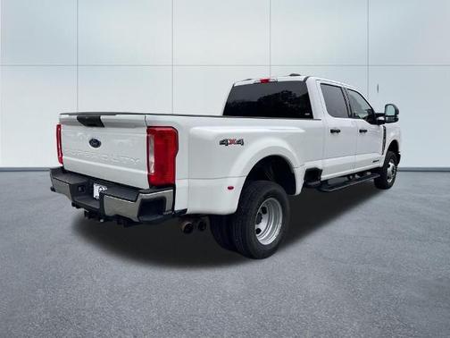 2024 Ford F-350 XLT