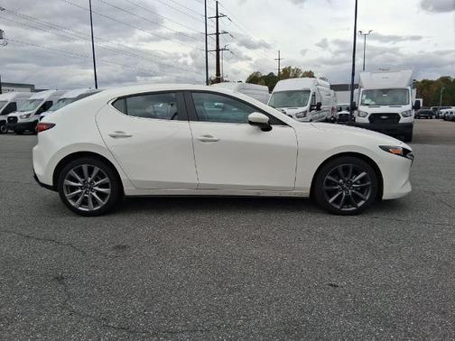 2023 Mazda Mazda3 PREFERRED