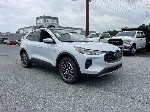 2025 Ford Escape PHEV