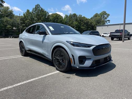 2025 Ford Mustang Mach-E GT