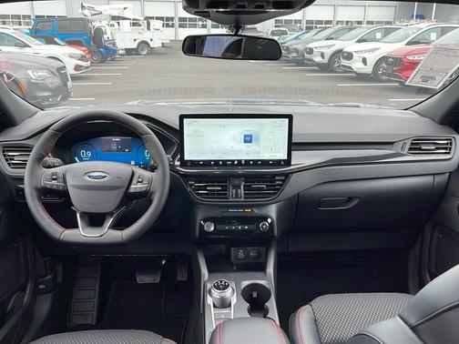 2025 Ford Escape ST-Line Select
