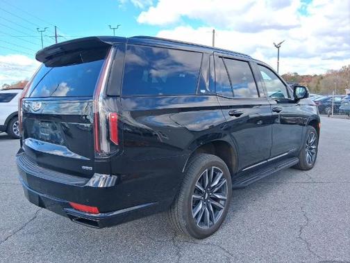 2024 Cadillac Escalade SPORT