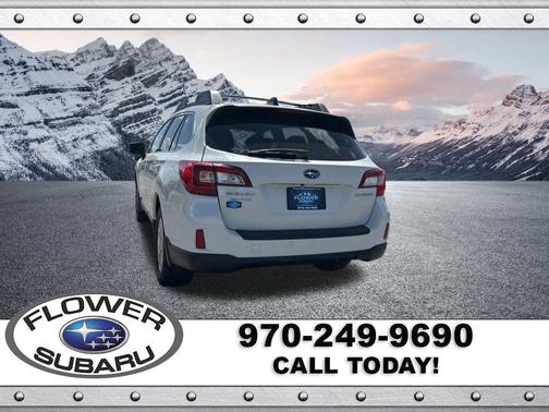 Crystal White Pearl 2017 Subaru Outback 2.5i Premium
