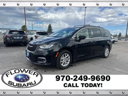 2022 Chrysler Pacifica Touring L