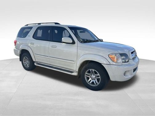 2005 Toyota Sequoia SR5