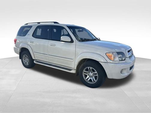 2005 Toyota Sequoia SR5