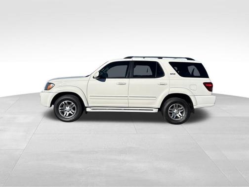 2005 Toyota Sequoia SR5