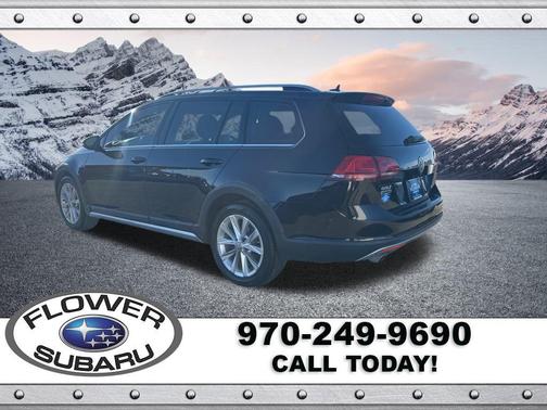 2017 Volkswagen Golf Alltrack TSI S