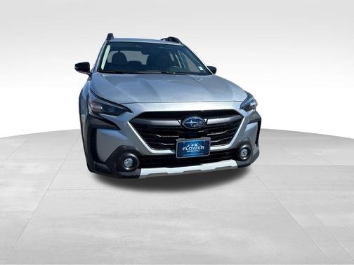 Ice Silver Metallic 2025 Subaru Outback Limited