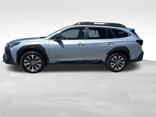 Ice Silver Metallic 2025 Subaru Outback Limited