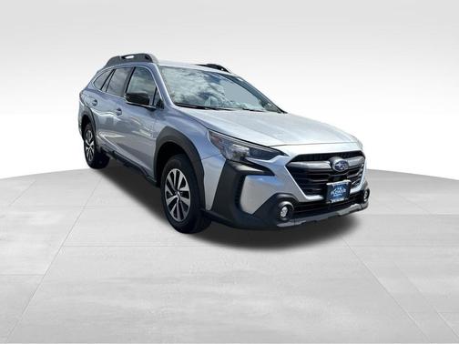 Ice Silver Metallic 2025 Subaru Outback Premium