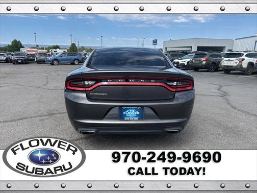2017 Dodge Charger SE