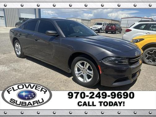 2017 Dodge Charger SE