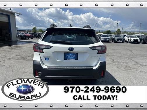 2021 Subaru Outback Base