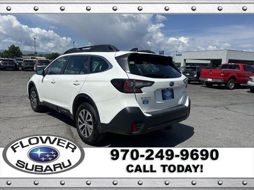 2021 Subaru Outback Base