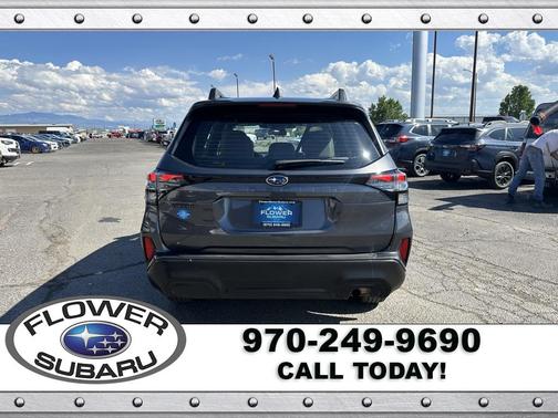 2025 Subaru Forester Base